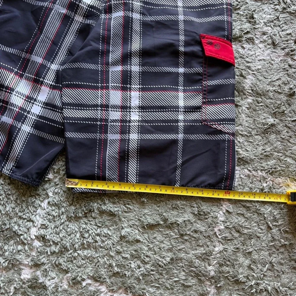 Quiksilver Mens Plaid Board Shorts Black‎ Red White Swim Trunks Size 35